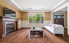 Luxurious 5Bd Dream House